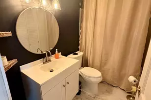 216 E Marshall St, Belvidere, IL 61008 - Photo 6