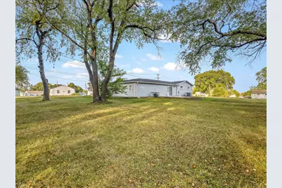 2205 Clover Avenue, Rockford, IL 61102 - Photo 38