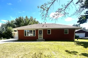 4944 Fielding Rd, Rockford, IL 61102 - Photo 1