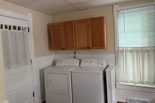 843 W Lincoln, Freeport, IL 61032 - Photo 8