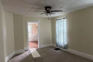 843 W Lincoln, Freeport, IL 61032 - Photo 6