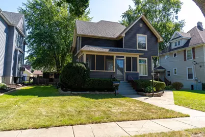810 Warren Avenue, Belvidere, IL 61008 - Photo 2