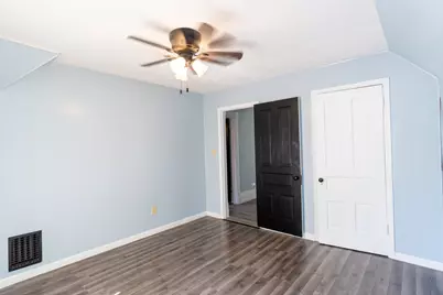 810 Warren Avenue, Belvidere, IL 61008 - Photo 42