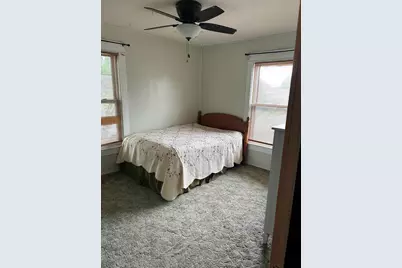 203 E Jefferson Street, Freeport, IL 61032 - Photo 28