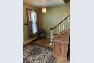 203 E Jefferson Street, Freeport, IL 61032 - Photo 10