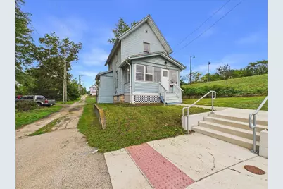 109 Webster Avenue, Rockford, IL 61102 - Photo 2