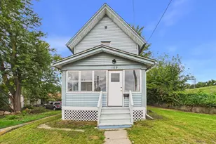 109 Webster Ave, Rockford, IL 61102 - Photo 1