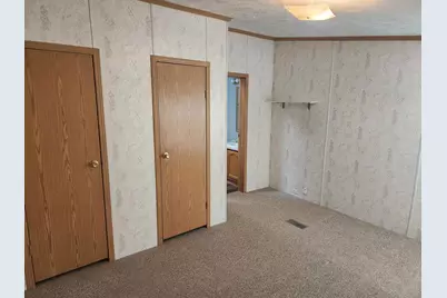 411 Spruce Drive, Belvidere, IL 61008 - Photo 10