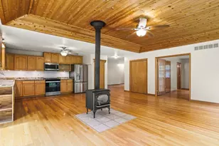15085 E McNeal Rd, Monroe Center, IL 61052 - Photo 10