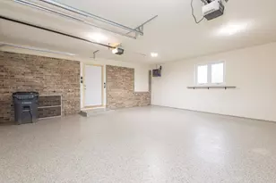 913 Arrowhead Dr, East Dubuque, IL 61025 - Photo 42
