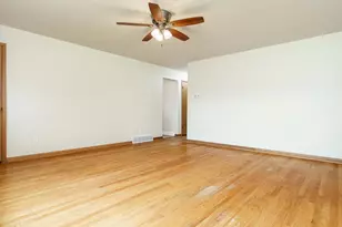 2411 Barton Blvd, Rockford, IL 61103 - Photo 6