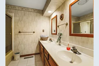 7380 Kinnikinnick Drive, Roscoe, IL 61073 - Photo 40