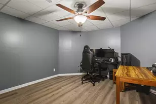 5323 Regents Park Rd, Rockford, IL 61107 - Photo 58