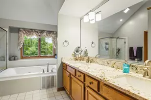5323 Regents Park Rd, Rockford, IL 61107 - Photo 38