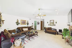 7762 Towermont Dr, Rockford, IL 61102 - Photo 16