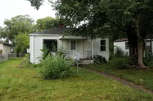 306 Harlem Rd, Machesney Park, IL 61115 - Photo 1