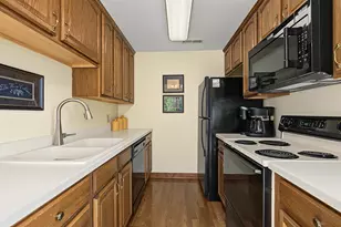 105 Plum Cove Dr, Galena, IL 61036 - Photo 6