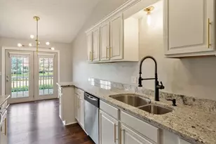 663 Amphitheater Dr, Rockford, IL 61107 - Photo 20