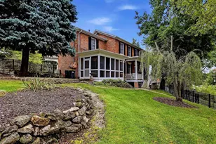 225 Magazine St, Galena, IL 61036 - Photo 2