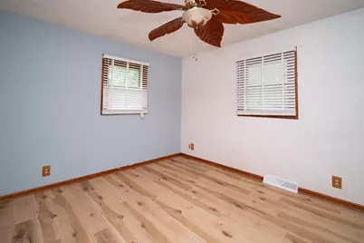 8482 North Creek Rd, Roscoe, IL 61073 - Photo 18