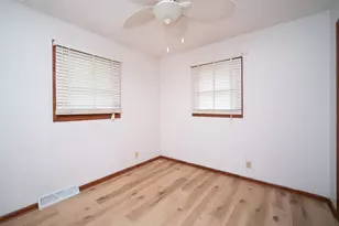 8482 N Creek Rd, Roscoe, IL 61073 - Photo 20
