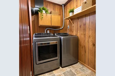12096 Saunders Road, Pecatonica, IL 61063 - Photo 10