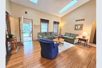 2031 Meyers Street, Belvidere, IL 61008 - Photo 6