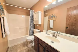 2031 Meyers St, Belvidere, IL 61008 - Photo 24