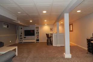 2319 Delcy Dr, Rockford, IL 61107 - Photo 34