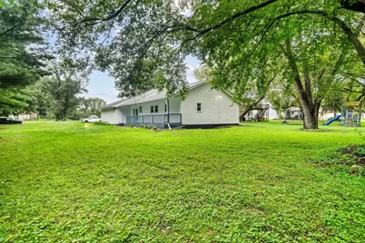 112 SE Liverpool Drive, Poplar Grove, IL 61065 - Photo 32