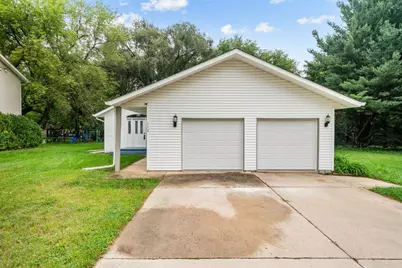 112 SE Liverpool Drive, Poplar Grove, IL 61065 - Photo 2