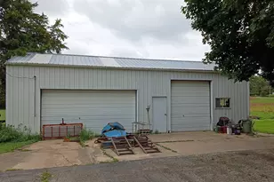 2628 W Florence, Freeport, IL 61032 - Photo 10