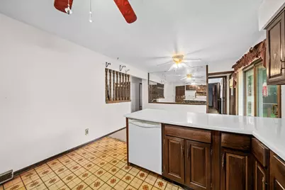 6156 Lockwood Drive, Rockford, IL 61109 - Photo 12