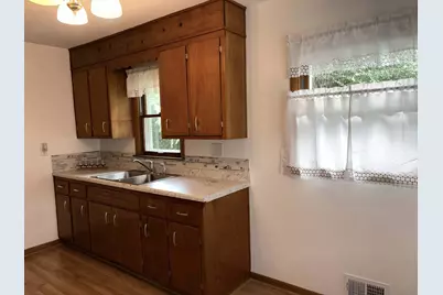 1824 Crestwood Avenue, Rockford, IL 61103 - Photo 8