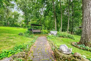 548 Baintree Rd, Lake Summerset, IL 61019 - Photo 12
