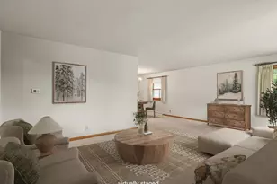 611 E 6th St, Belvidere, IL 61008 - Photo 8
