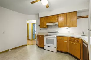 611 E 6th St, Belvidere, IL 61008 - Photo 20