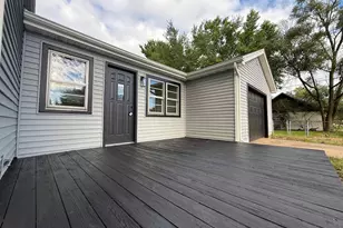 5502 Hollis Ave, Loves Park, IL 61111 - Photo 2