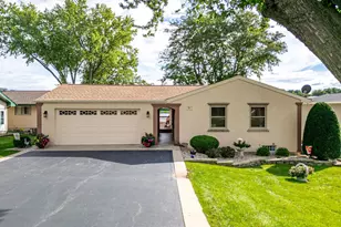 839 Breckenboro, Lake Summerset, IL 61019 - Photo 2