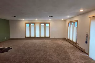 1233 W Logan, Freeport, IL 61032 - Photo 14