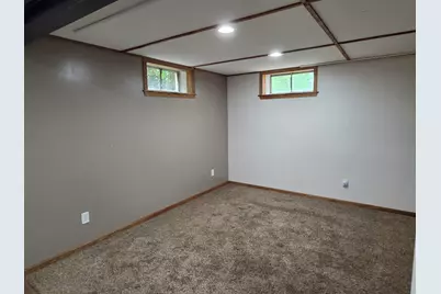 1233 W Logan, Freeport, IL 61032 - Photo 20