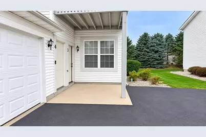 10152 C Monarch Road, Roscoe, IL 61073 - Photo 2