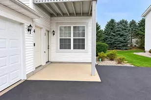 10152C Monarch Rd, Roscoe, IL 61073 - Photo 2
