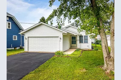 610 Sydney Avenue, Loves Park, IL 61111 - Photo 1