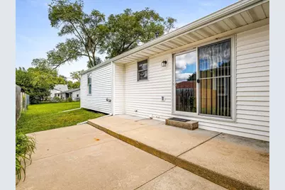 610 Sydney Avenue, Loves Park, IL 61111 - Photo 22
