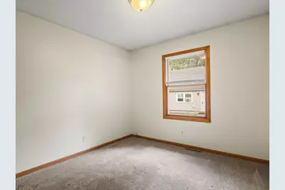 610 Sydney Avenue, Loves Park, IL 61111 - Photo 14