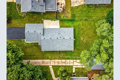 610 Sydney Avenue, Loves Park, IL 61111 - Photo 32