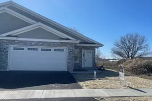 542 Fuller Ln, Belvidere, IL 61008 - Photo 1