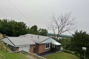 711 N 4th, Savanna, IL 61074 - Photo 1