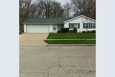 222 Clara Avenue, Rockford, IL 61104 - Photo 1
